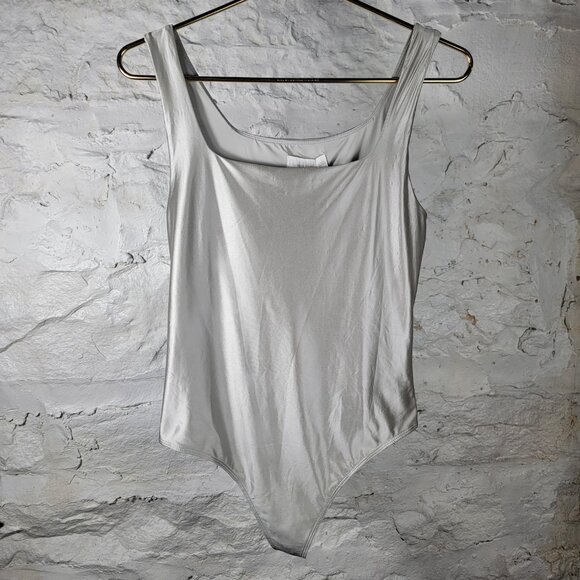 House of Harlow 1960 scoop neck bodysuit thong lined soft silky silver size‎ med - Picture 8 of 12
